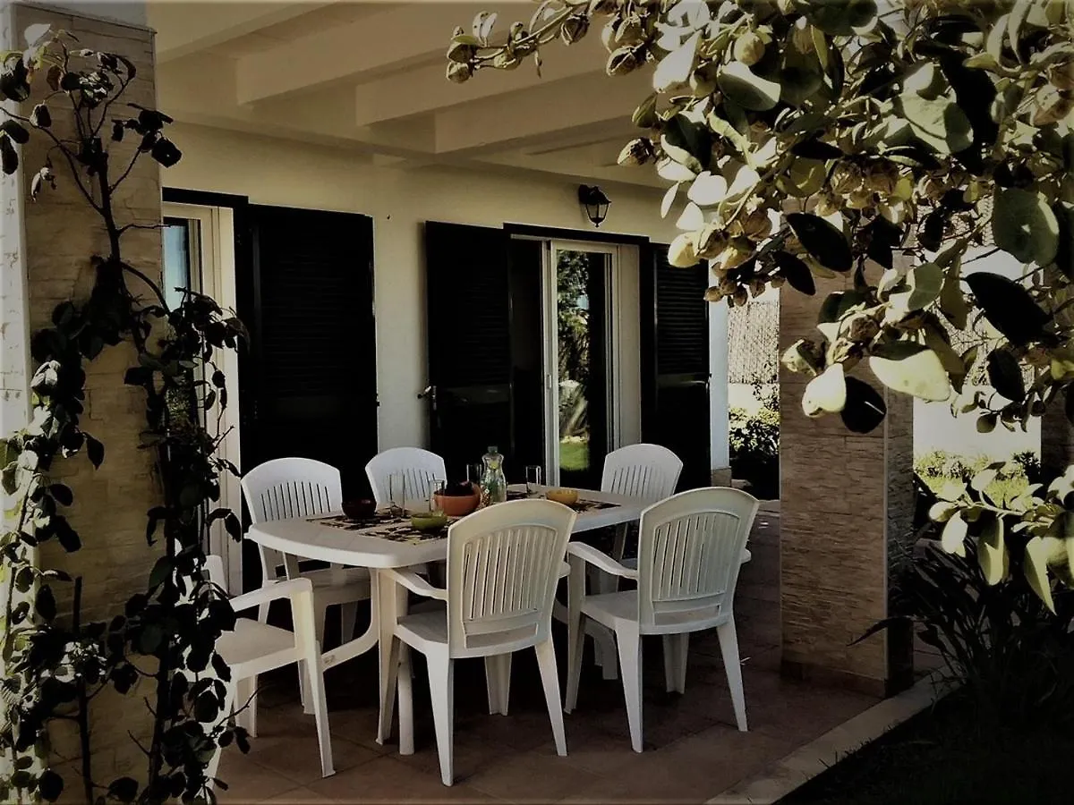 Holiday home Villa Lunas Cala'N Bosch